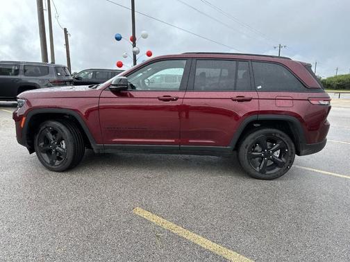 2024 Jeep Grand Cherokee Laredo