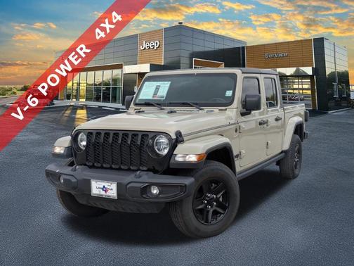 2022 Jeep Gladiator Sport