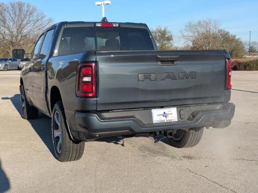 2026 RAM 1500 Express