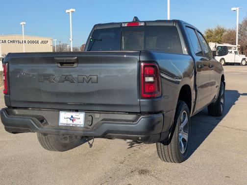 2026 RAM 1500 Express