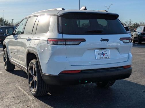 2025 Jeep Grand Cherokee L Laredo