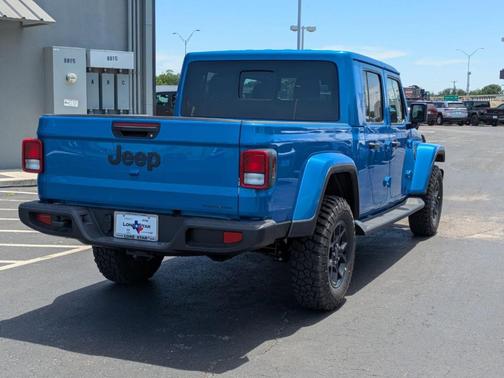 2025 Jeep Gladiator Sport