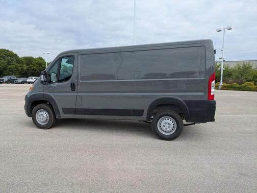 2026 RAM ProMaster 1500 Low Roof