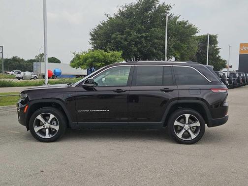 2022 Jeep Grand Cherokee 4xe Base
