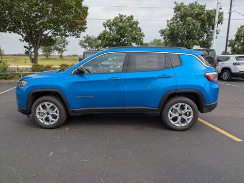 2025 Jeep Compass Latitude
