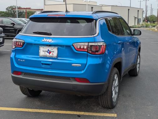 2025 Jeep Compass Latitude