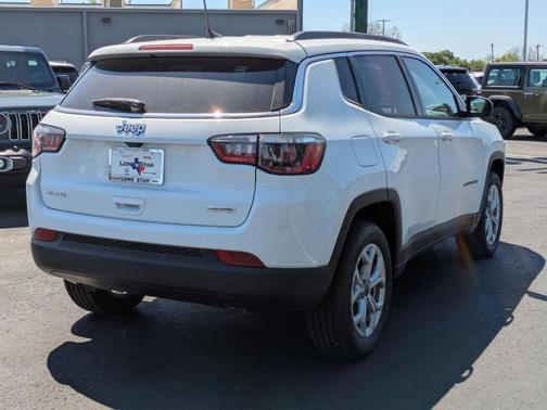 2025 Jeep Compass Latitude