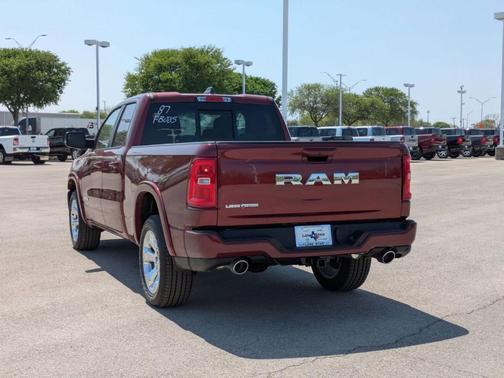 2025 RAM 1500 Big Horn/Lone Star