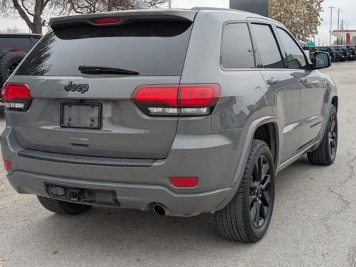 2019 Jeep Grand Cherokee Altitude