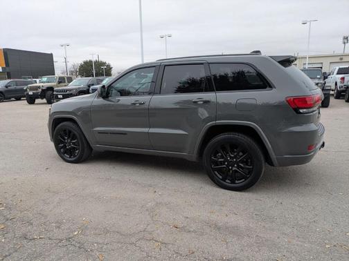 2019 Jeep Grand Cherokee Altitude