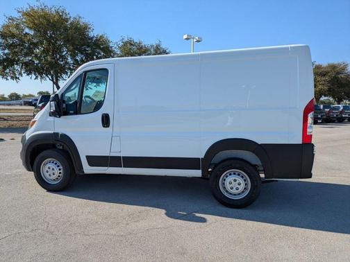 2026 RAM ProMaster 1500 Low Roof