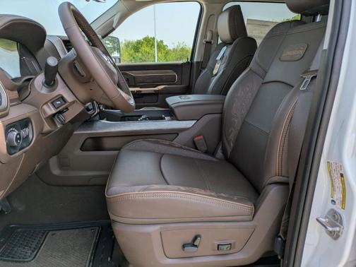 2025 RAM 2500 Limited
