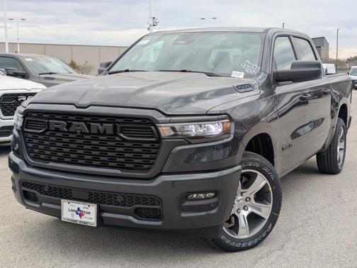2026 RAM 1500 Express