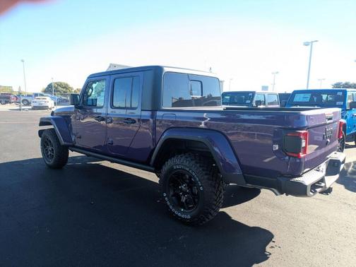 2026 Jeep Gladiator Sport