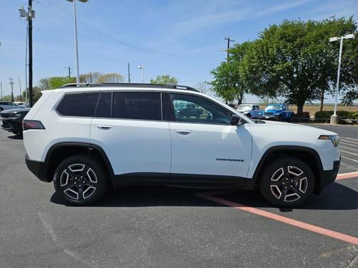 2026 Jeep Cherokee LAREDO/LIMITED