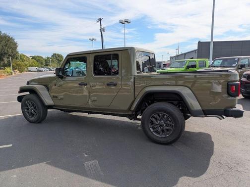 2025 Jeep Gladiator Sport