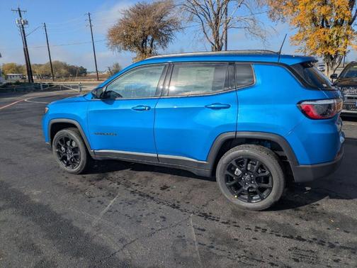2026 Jeep Compass Latitude