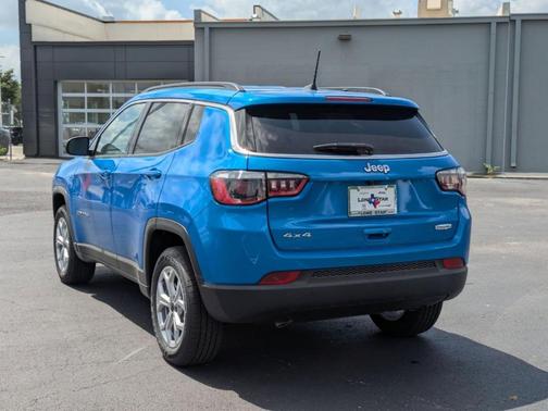 2025 Jeep Compass Latitude