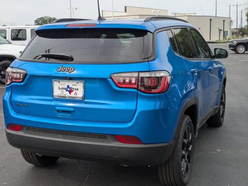 2025 Jeep Compass Latitude