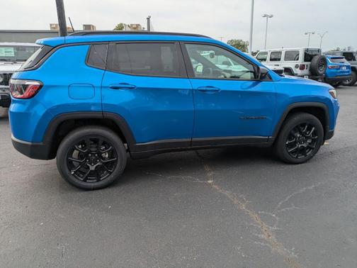 2025 Jeep Compass Latitude