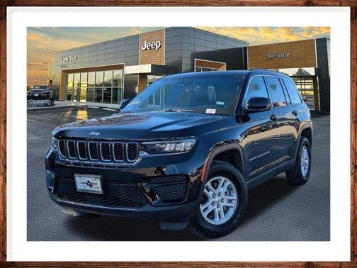 Diamond Black 2025 Jeep Grand Cherokee Laredo
