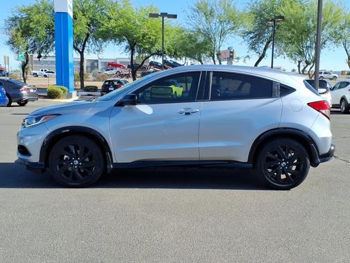 Lunar Silver Metallic 2022 Honda HR-V