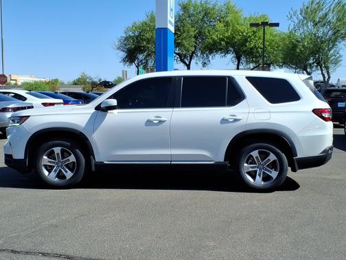 Platinum White Pearl 2024 Honda Pilot
