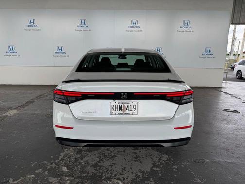 Platinum White Pearl 2024 Honda Accord LX