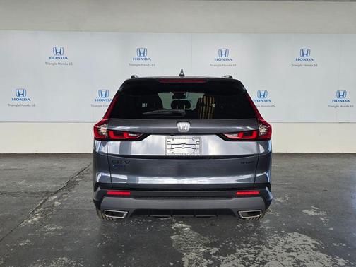 Meteorite Gray Metallic 2026 Honda CR-V Hybrid Sport