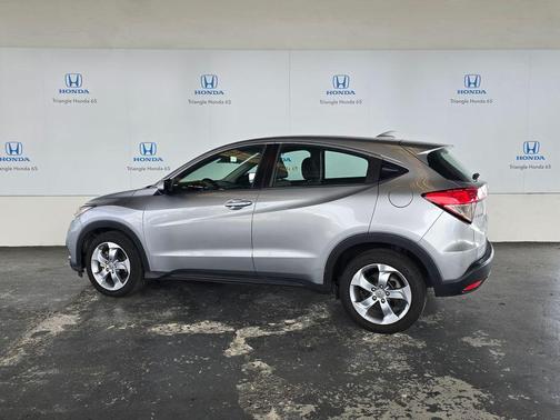 Lunar Silver Metallic 2020 Honda HR-V LX