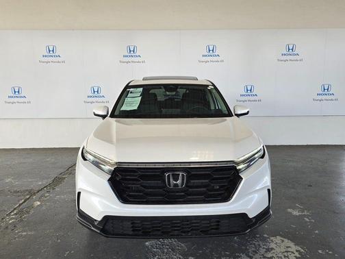 Platinum White Pearl 2026 Honda CR-V EX