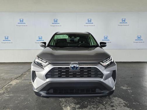 Silver Sky 2023 Toyota RAV4 Hybrid LE