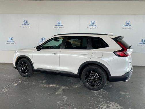 Platinum White Pearl 2026 Honda CR-V Hybrid Sport-L