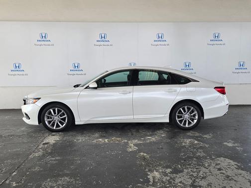 Platinum White Pearl 2022 Honda Accord LX 1.5T