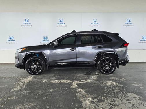 Magnetic Gray Metallic 2025 Toyota RAV4 Hybrid SE