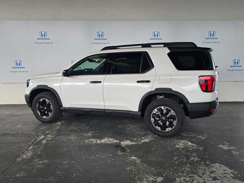 Platinum White Pearl 2026 Honda Passport TrailSport Elite