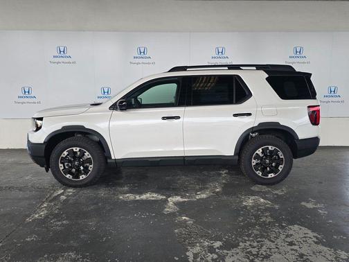 Platinum White Pearl 2026 Honda Passport TrailSport Elite