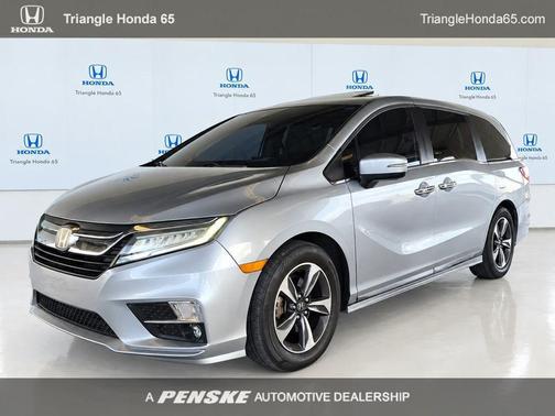 Lunar Silver Metallic 2019 Honda Odyssey Touring