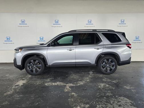 Solar Silver Metallic 2026 Honda Pilot Sport