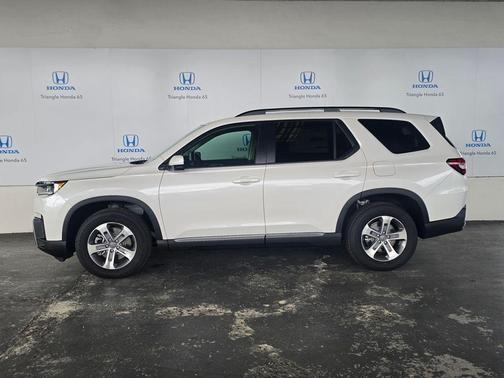 Platinum White Pearl 2026 Honda Pilot EX-L