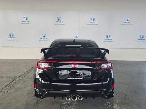 Crystal Black Pearl 2026 Honda Civic Type R Base