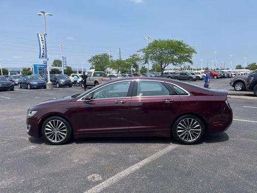 2017 Lincoln MKZ Select