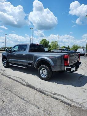 2025 Ford F-350 Lariat Super Duty
