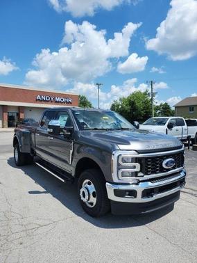 2025 Ford F-350 Lariat Super Duty