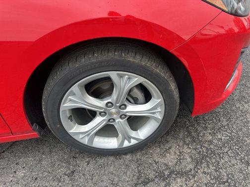 2019 Chevrolet Cruze Premier