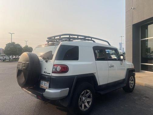 2014 Toyota FJ Cruiser Base