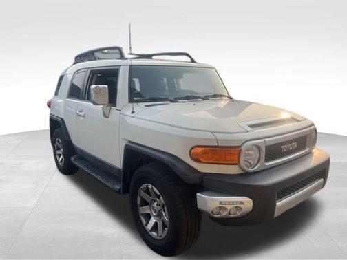 2014 Toyota FJ Cruiser Base