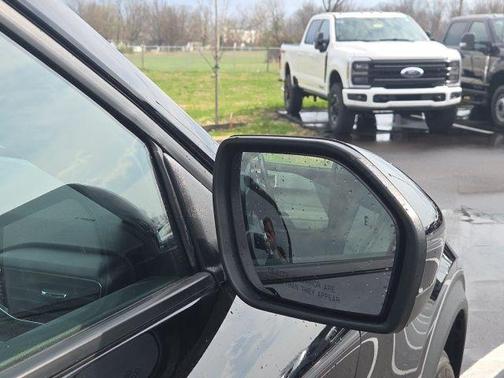 Agate Black Metallic 2023 Ford Explorer XLT