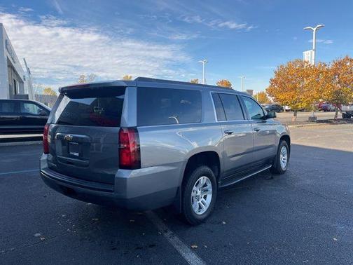 2018 Chevrolet Suburban LT