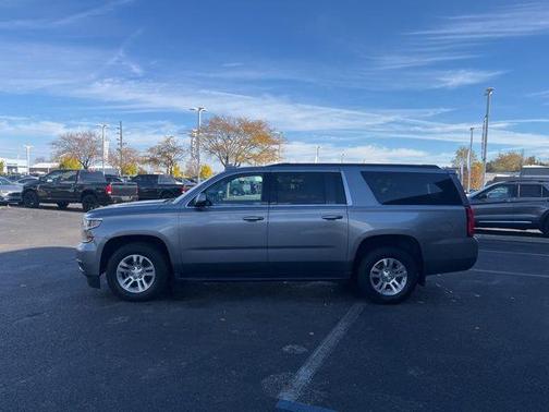 2018 Chevrolet Suburban LT